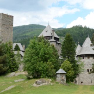 Burg Finstergrun